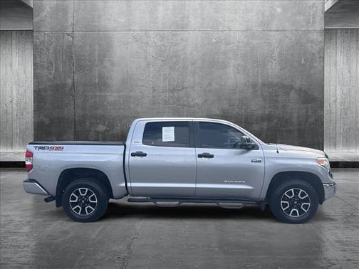 2017 Toyota Tundra SR5
