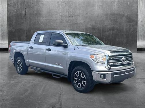 2017 Toyota Tundra SR5