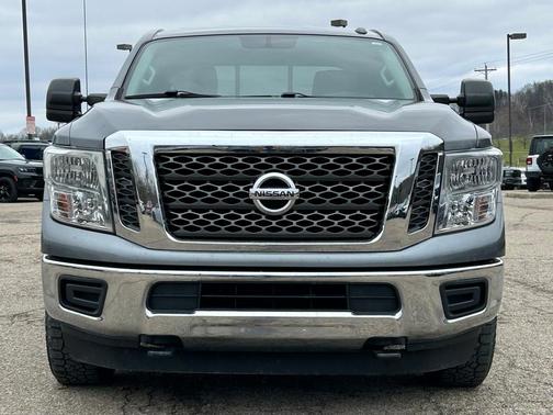2018 Nissan Titan XD SV