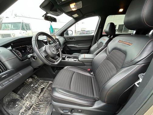 2023 Nissan Pathfinder Rock Creek