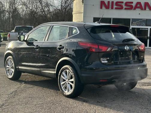 2017 Nissan Rogue Sport S
