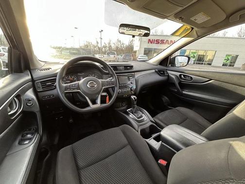 2017 Nissan Rogue Sport S