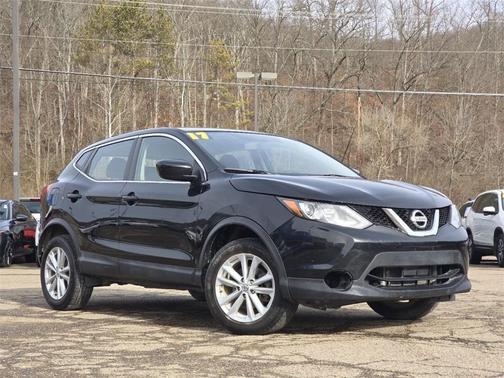 2017 Nissan Rogue Sport S