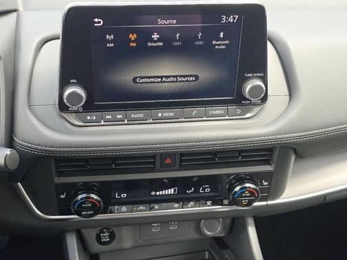 Everest White P 2026 Nissan Rogue SV