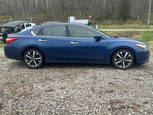 2016 Nissan Altima 2.5 SR