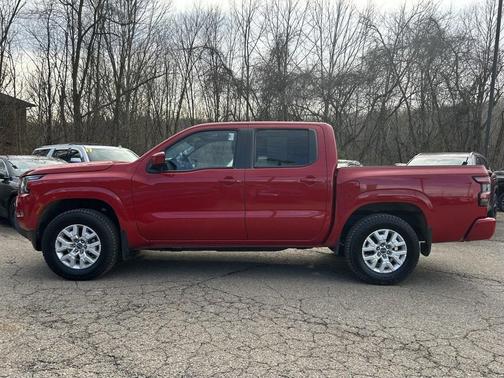 2024 Nissan Frontier SV