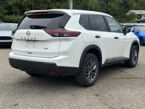 2024 Nissan Rogue S