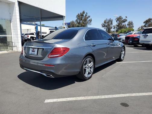 2018 Mercedes-Benz E-Class E 300
