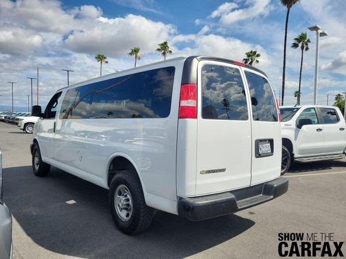 Summit White 2020 Chevrolet Express 3500 LS