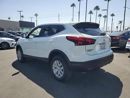 2018 Nissan Rogue Sport S