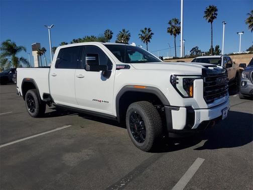 2026 GMC Sierra 2500 AT4