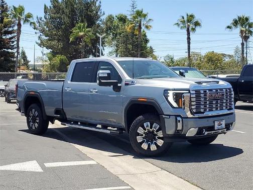2025 GMC Sierra 2500 Denali