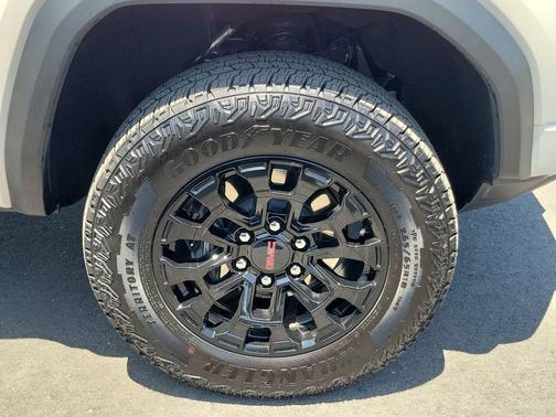 Dune 2026 GMC Canyon Elevation