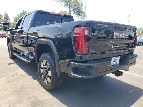 2025 GMC Sierra 2500 Denali