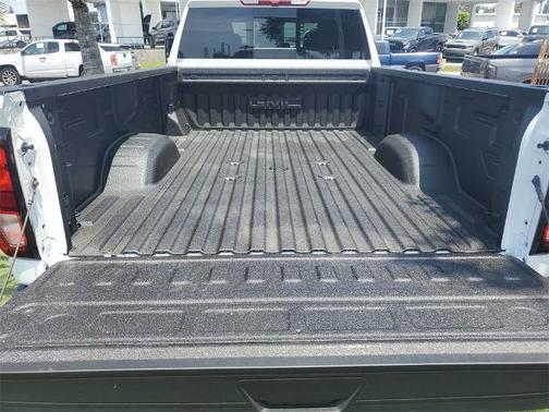2025 GMC Sierra 2500 SLE