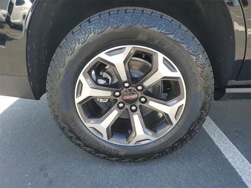 2025 GMC Yukon AT4 Ultimate