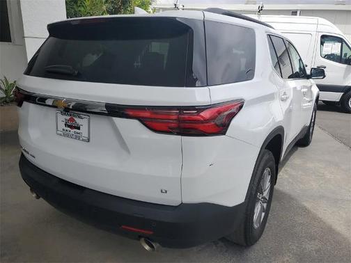 2022 Chevrolet Traverse LT Leather
