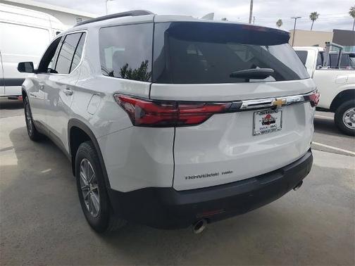 2022 Chevrolet Traverse LT Leather