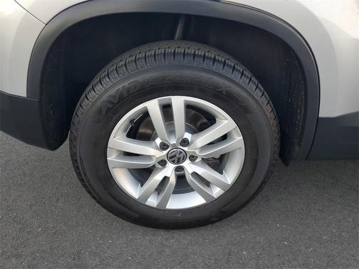 2017 Volkswagen Tiguan 2.0T S