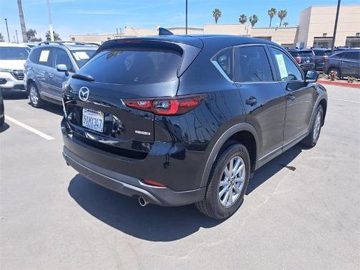 2022 Mazda CX-5 2.5 S Preferred Package