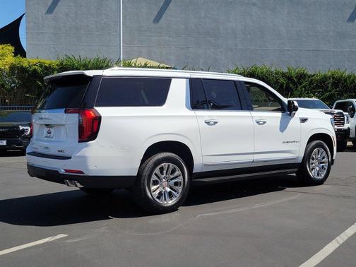 Summit White 2026 GMC Yukon XL Denali