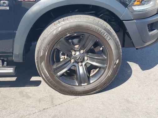 2021 RAM 1500 Classic SLT