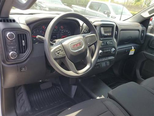 2025 GMC Sierra 2500 Pro