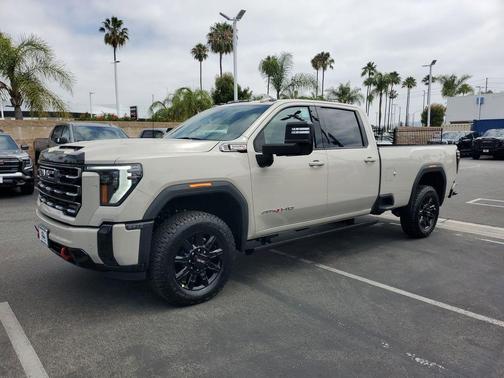 Dune 2026 GMC Sierra 2500 AT4