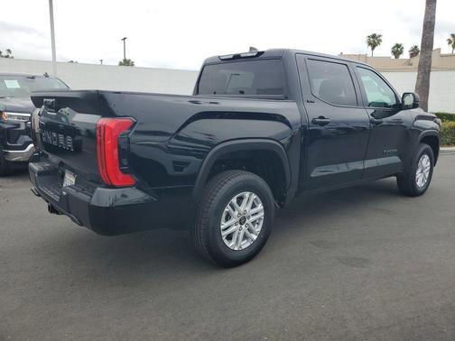 Midnight Black Metallic 2025 Toyota Tundra SR5