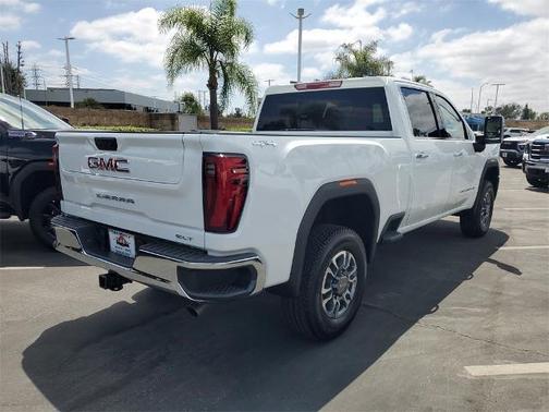2025 GMC Sierra 2500 SLT