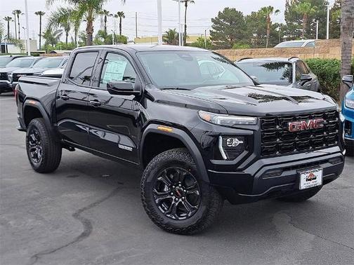2025 GMC Canyon Elevation