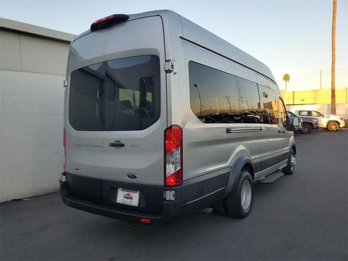 2022 Ford Transit-350 XLT