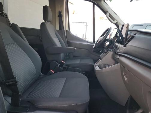 2022 Ford Transit-350 XLT