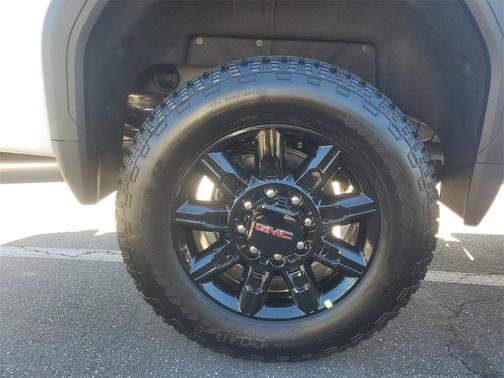 2026 GMC Sierra 2500 AT4