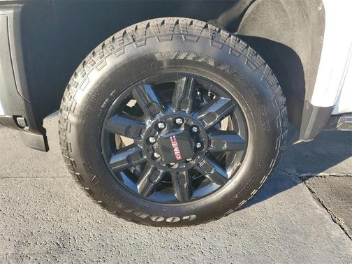 2024 GMC Sierra 2500 Denali