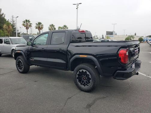 Onyx Black 2026 GMC Canyon AT4