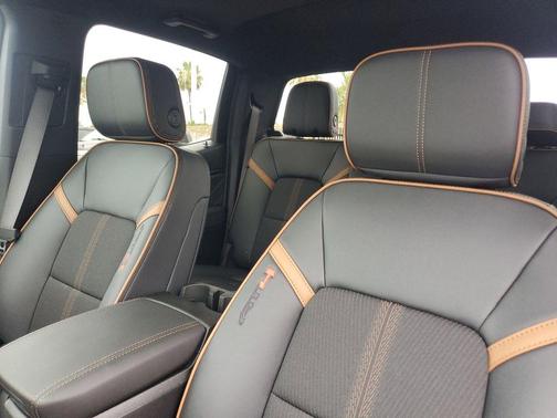 Onyx Black 2026 GMC Canyon AT4