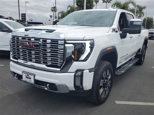 2025 GMC Sierra 2500 Denali