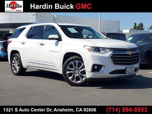 Summit White 2019 Chevrolet Traverse Premier