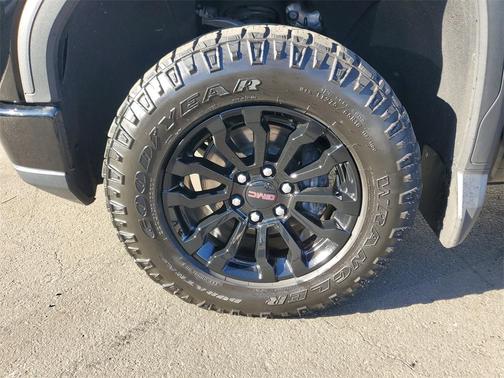 2022 GMC Sierra 1500 AT4X