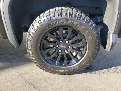 2022 GMC Sierra 1500 AT4X