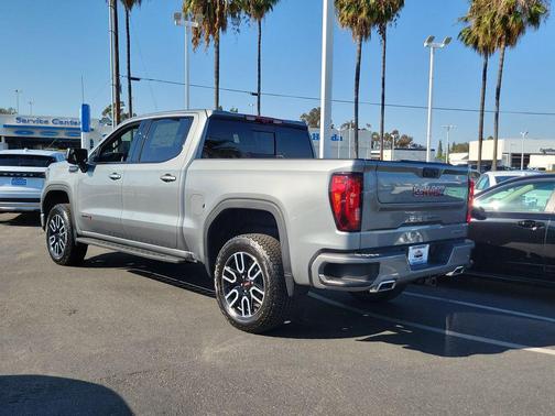 Sterling 2026 GMC Sierra 1500 AT4