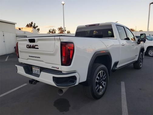 2022 GMC Sierra 2500 AT4