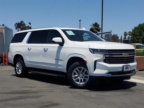 2023 Chevrolet Suburban LT
