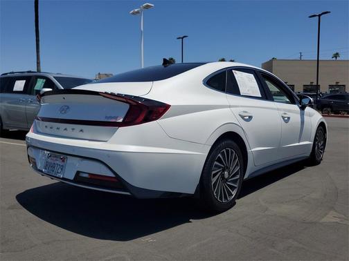 2021 Hyundai SONATA Hybrid Limited