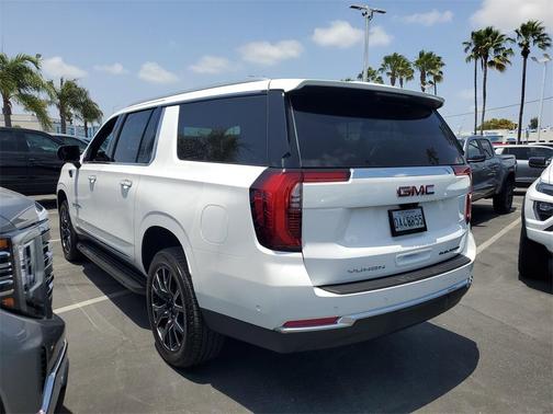 2025 GMC Yukon XL Elevation