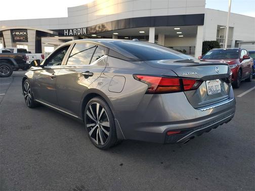 2021 Nissan Altima 2.5 SR