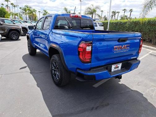 2025 GMC Canyon Elevation