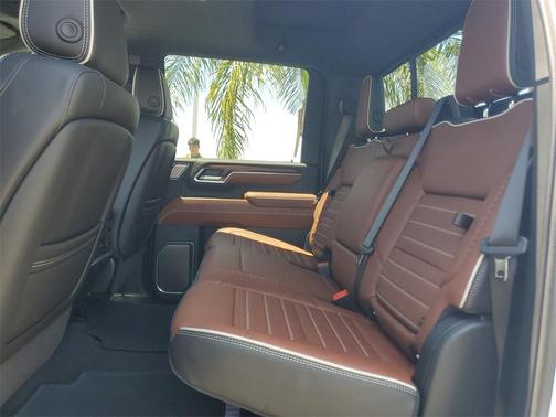 2025 GMC Sierra 2500 Denali Ultimate