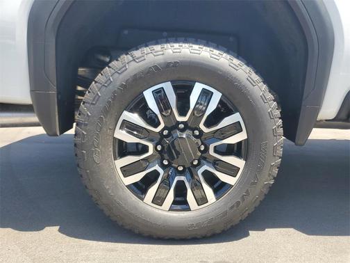 2025 GMC Sierra 2500 Denali Ultimate